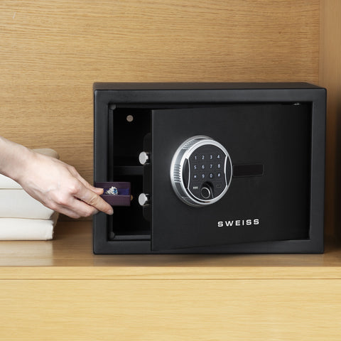 Ⓜ️🔵🔵🔵 SWEISS SXT7260 - Cassaforte con codice, chiave e impronta, 16 litri, Safe Box