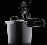 Ⓜ️🔵🔵🔵 Fissler Vitavit Premium - Pentola a pressione, Acciaio inox satinato (esterno)/ Acciaio inox lucidato (interno), Serie Vitavit Premium, Capacità 8 Litri, Alt. 22 cm/ Lung. 47 cm/ Larg. 29.5 cm, Diametro 26 cm