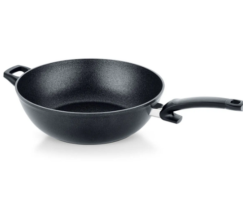 Ⓜ️🔵🔵🔵 Fissler Wok - Wok, Serie Adamant, Nero (superficie esterna/interna) Capacità 6 Litri, Diametro 32 cm, Impugnatura ergonomica,  Antiaderente, Fondo Fissler CookStar