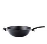 Ⓜ️🔵🔵🔵 Fissler Wok - Wok, Serie Adamant, Nero (superficie esterna/interna) Capacità 6 Litri, Diametro 32 cm, Impugnatura ergonomica,  Antiaderente, Fondo Fissler CookStar