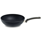 Ⓜ️🔵🔵🔵 Fissler Wok - Wok, Serie Adamant, Nero (superficie interna/esterna), Capacità 3.7 Litri, Diametro 28 cm, Manico di plastica con occhiello, Fondo Fissler CookStar