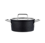 Ⓜ️🔵🔵🔵 Fissler Pentola - Pentola, Serie Adamant, Capacità 2.7 Litri, Diametro 20 cm, Nero (esterna/interna), Manici in acciaio inox lucidato, Coperchio in vetro, Fondo Fissler CookStar