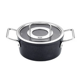 Ⓜ️🔵🔵🔵 Fissler Pentola - Pentola, Serie Adamant, Capacità 2 Litri, Diametro 18 cm, Nero (esterna/ interna), Manici in acciaio inox lucidato, Coperchio in vetro, Fondo Fissler CookStar