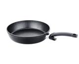 Ⓜ️🔵🔵🔵 Fissler Padella - Padella, Serie Adamant Comfort, Capacità 3.2 Litri, Diametro 28 cm, Nero senza PFOA (esterna/interna), Impugnatura ergonomica, Fondo Fissler CookStar