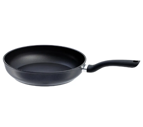Ⓜ️🔵🔵🔵 Fissler Padella - Padella, Serie Cenit, Capacità 3.1 Litri, Diametro 28 cm, Impugnatura ergonomica, Alluminio, Antiaderente, Rivestimento a 3 strati