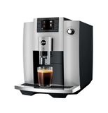 Ⓜ️🔵🔵🔵 JURA E6 Platino - Macchina da caffè espresso COMPLETAMENTE AUTOMATICA (dai chicchi al caffè), colore PLATINO, 2 tazze, anche bevande con latte, 11 tipi di bevande, FACILISSIMA DA USARE E DA PULIRE
