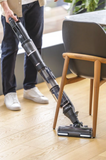 Ⓜ️🔵🔵🔵 Hoover HFX10P 011 -  Scopa elettrica senza filo HFX Senza sacco, SVUOTAMENTO SUPER-FACILE, Throw-Off, capacità container 1,2 litri, 21.6 V, durata batteria fino a 30 min, ricarica in 3,5 h, Urban Black