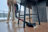 Ⓜ️🔵🔵🔵 Hoover HF610HX 011 - [📦🚨Spedizione immediata!🚚💨] Scopa elettrica senza filo, senza sacco, tubo pieghevole, SVUOTAMENTO FACILE, Sensore del pavimento, SUPER-POTENTE 650 W, colore Magenta