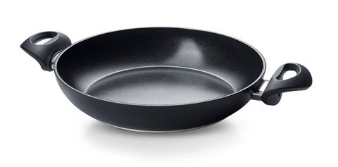 Ⓜ️🔵🔵🔵 Fissler Essential tegame 28 cm Ø nero - [📦🚨Spedizione immediata!🚚💨] Tegame con rivestimento antiaderente ceramico a base d’acqua realizzato senza PFAS/PTFE, 100% alluminio riciclato, Made in Germany