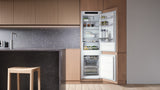 Ⓜ️🔵🔵🔵 ASKO RFN 31831 SEI - Frigorifero combinato da incasso, frigo sopra e congelatore sotto, vano congelatore No Frost, cerniere a traino, bianco, 60 x 178 cm, Nuova classe E