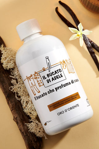 Ⓜ️🔵🔵🔵 IL BUCATO DI ADELE oro d'oriente - Profumatore concentrato per bucato in lavatrice, fragranza "ORO D'ORIENTE", 1 flacone da 500 ml,  🐾💕 NON TESTATO SU ANIMALI 🌱 100% VEGAN, 🇮🇹 MADE IN ITALY
