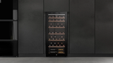 Ⓜ️🔵🔵🔵 Haier HWS42GDAU1 - Cantinetta vino dual zone, Wine Bank 50, Serie 7, Libera installazione, 2 zone, 42 bottiglie, Luce LED, Classe G, NERA, L x P x A (mm) 497x585x820