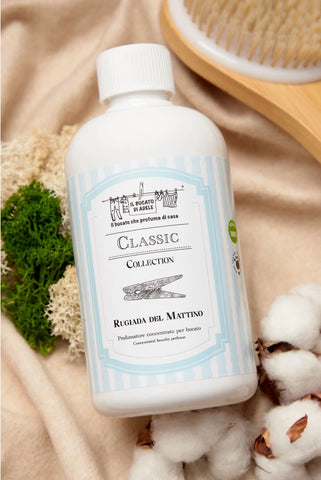 Ⓜ️🔵🔵🔵 IL BUCATO DI ADELE classic, Rugiada del Mattino - Profumatore concentrato per bucato in lavatrice, fragranza Classic Collection "RUGIADA DEL MATTINO", 1 flacone da 500 ml,  🐾💕 NON TESTATO SU ANIMALI 🌱 100% VEGAN, 🇮🇹 MADE IN ITALY